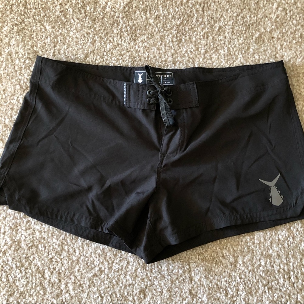 TunaSkin Active Shorts